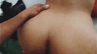 Cheating bitch gives me her ass and her husband texts her - porn video