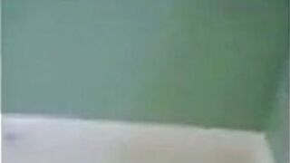 Guy wanking till cum - porn video