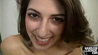 Amateur slut handjob - porn video