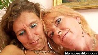 Hairy mom gets toyed by kinky blonde mom - porn video