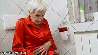 Grateful Granny - porn video